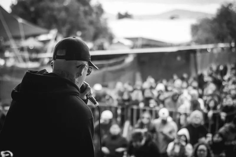 Why Small Mountain Stages Are Beating the Big Boys in the Fight for Artist Loyalty