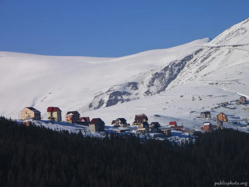 Why the Best Mountain Music Experiences Happen When Everyone Else Has Gone Home