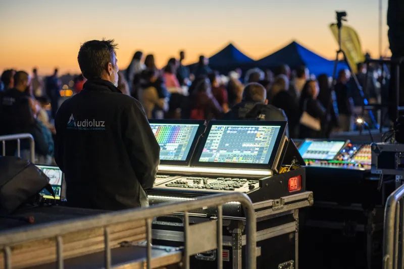 The Sound Engineers Quietly Ditching Arena Gigs for Mountain Stages — and Never Looking Back